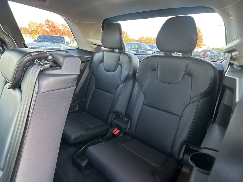 2023 Volvo XC90 B5 Core