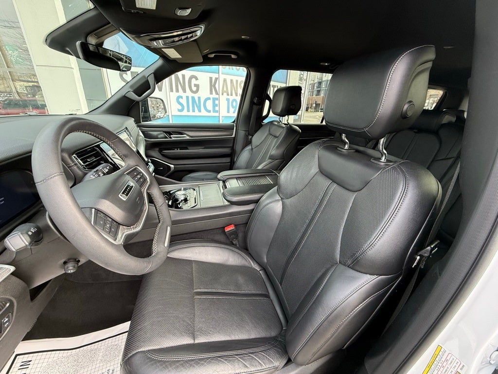 2023 Jeep Wagoneer Series III