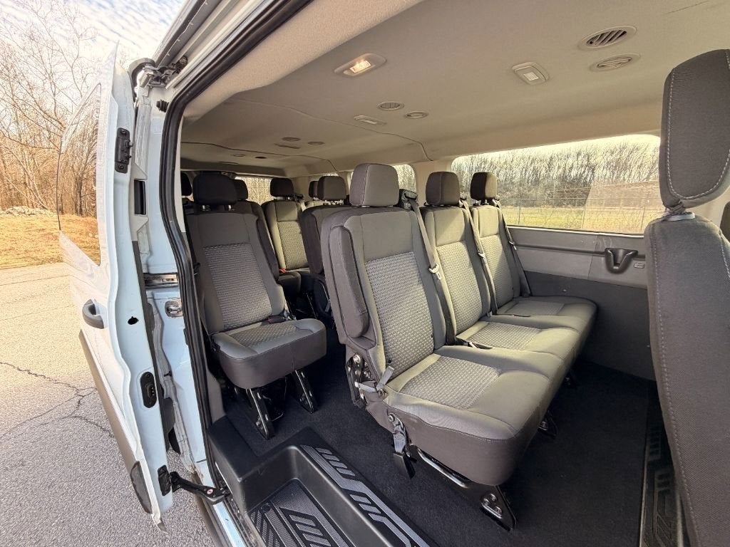 2024 Ford Transit-350 XLT
