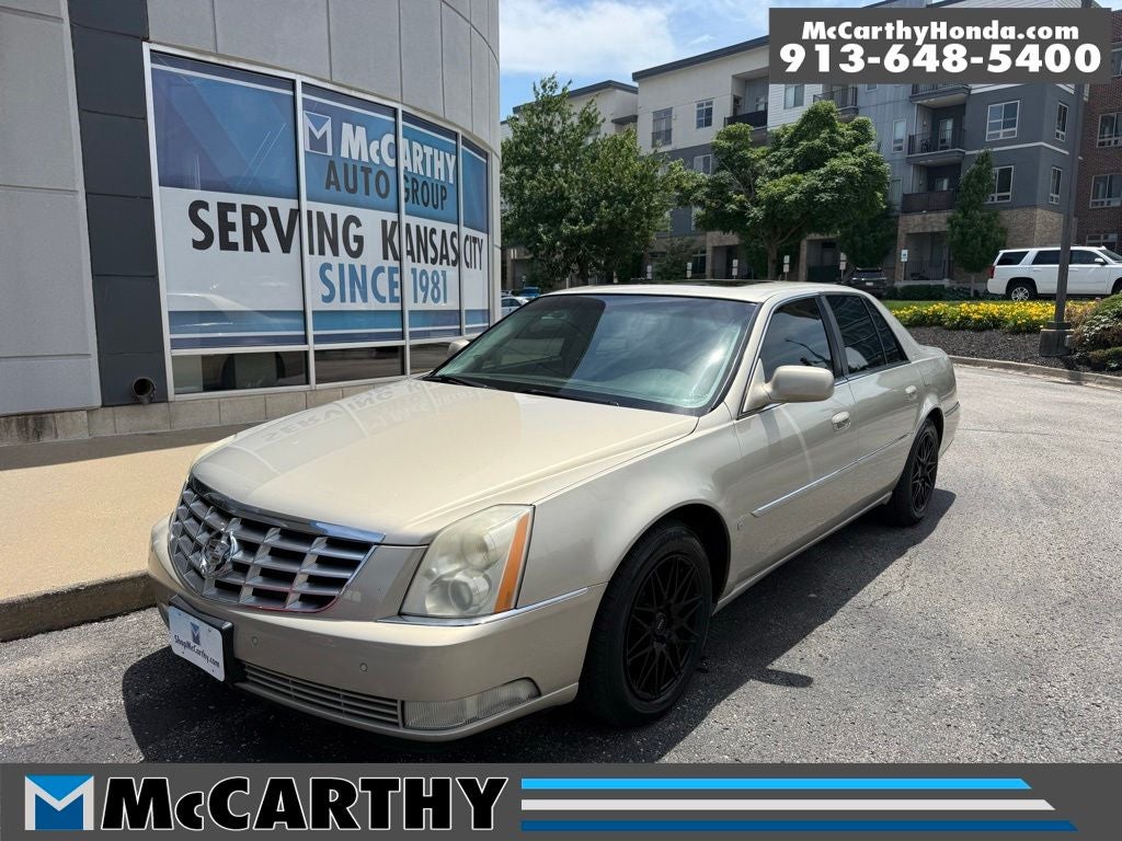 2007 Cadillac DTS Luxury I's photo