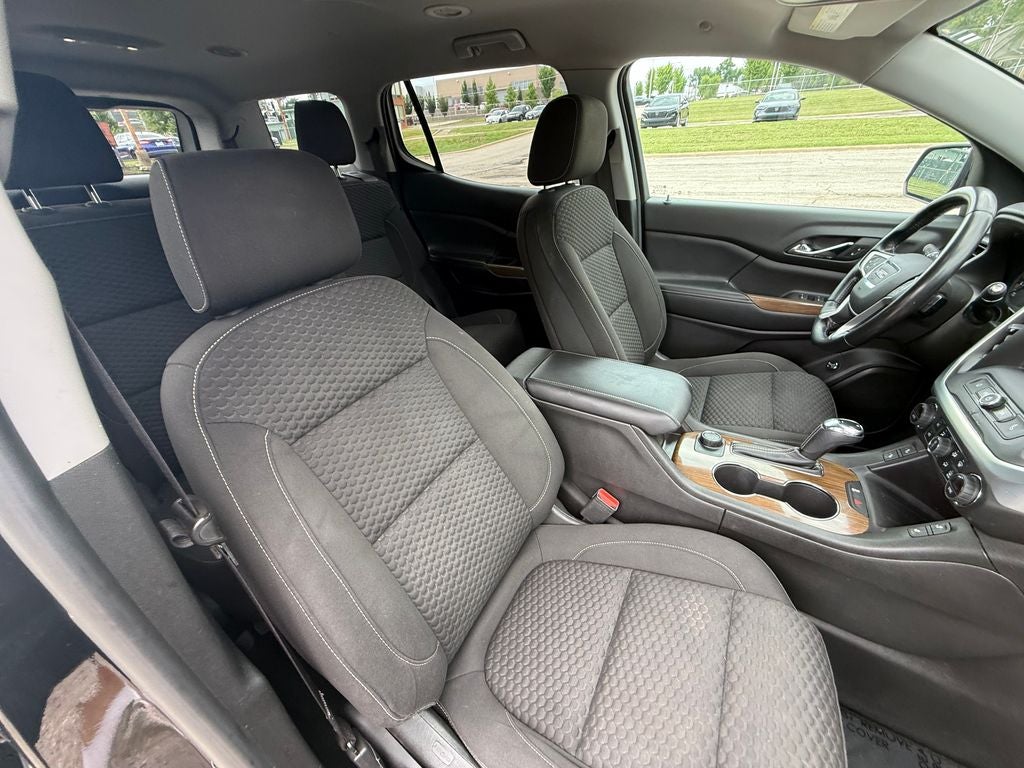 2018 GMC Acadia SLE-2