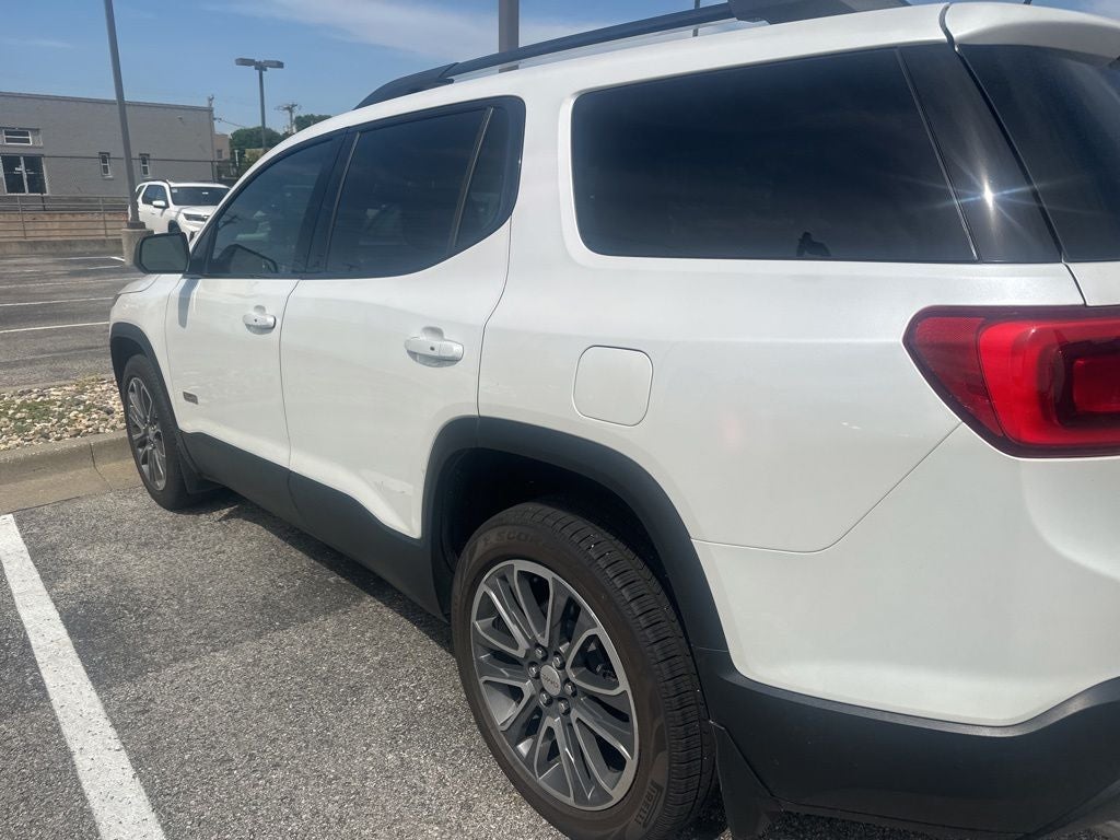 2017 GMC Acadia SLT-1