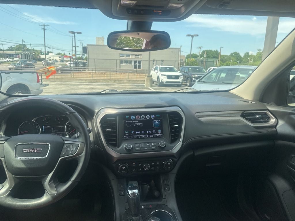 2017 GMC Acadia SLT-1