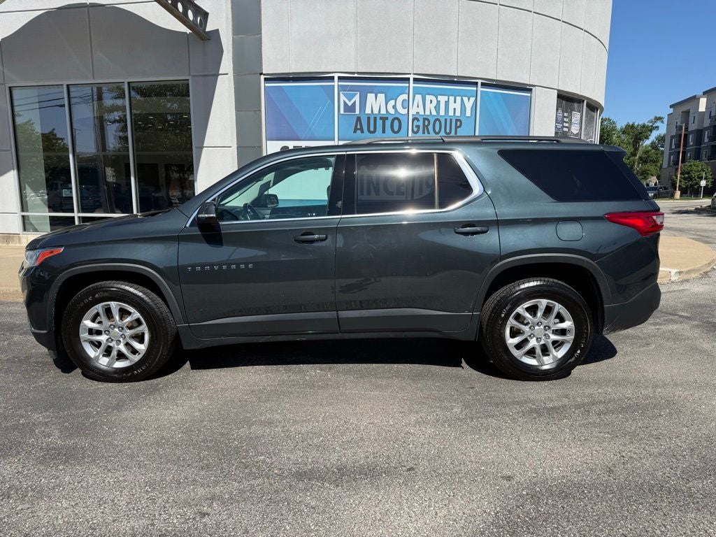 Used 2019 Chevrolet Traverse 1LT with VIN 1GNEVGKW4KJ164308 for sale in Overland Park, KS