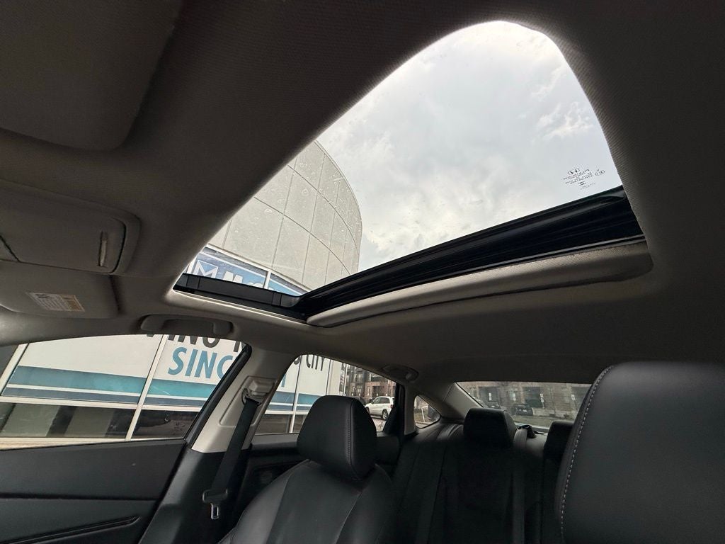 2023 Honda Accord Hybrid Touring