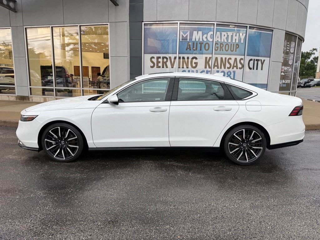 Used 2023 Honda Accord Hybrid Touring with VIN 1HGCY2F87PA041892 for sale in Kansas City
