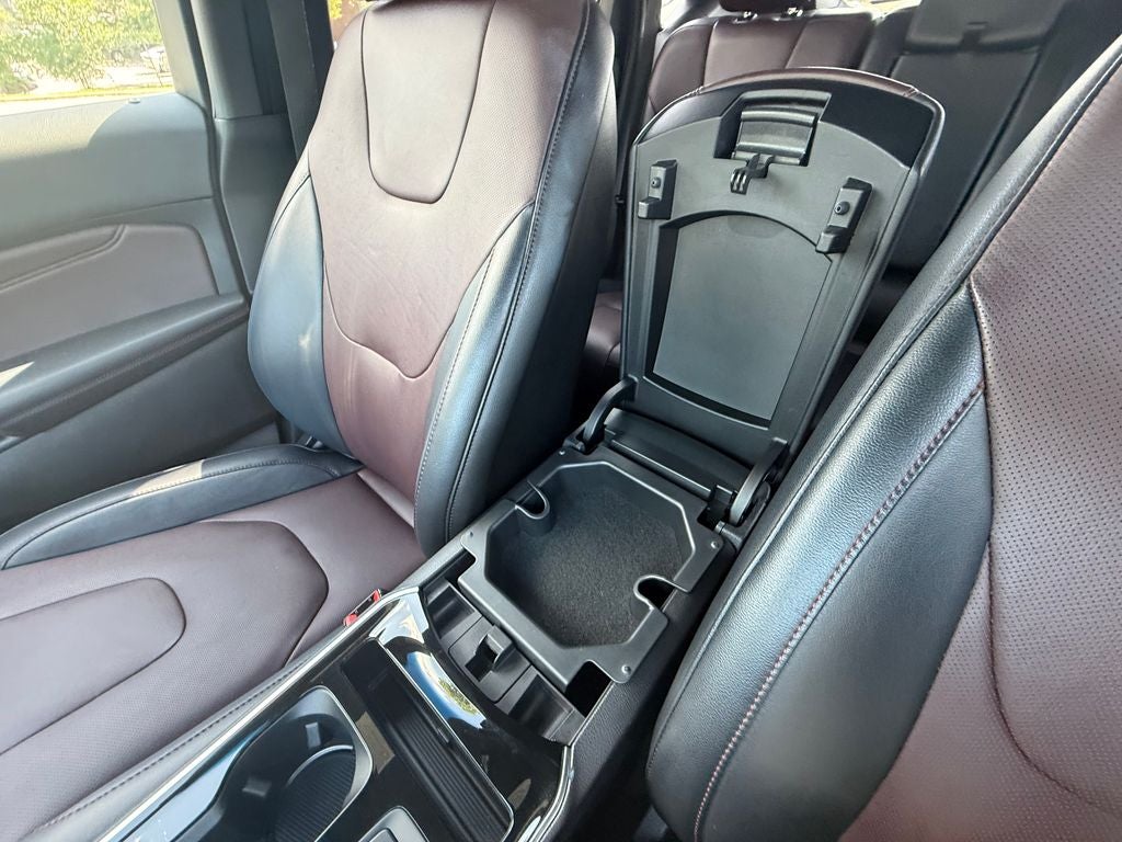 2020 Ford Edge Titanium