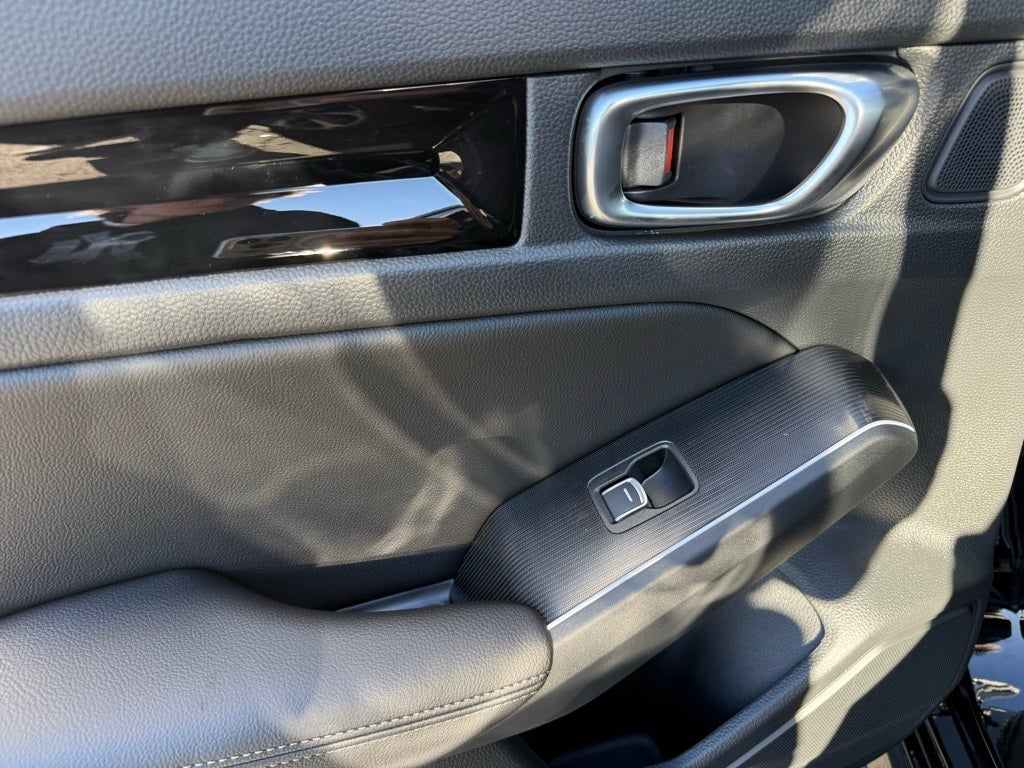 2026 Honda Civic Sedan 2WD Sport Touring Hybrid