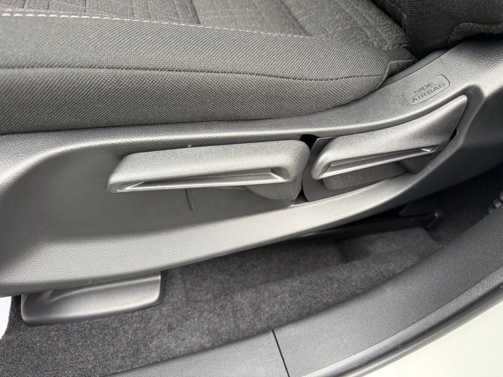 2027 Honda HR-V LX 2WD