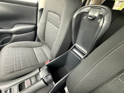 2027 Honda HR-V LX 2WD