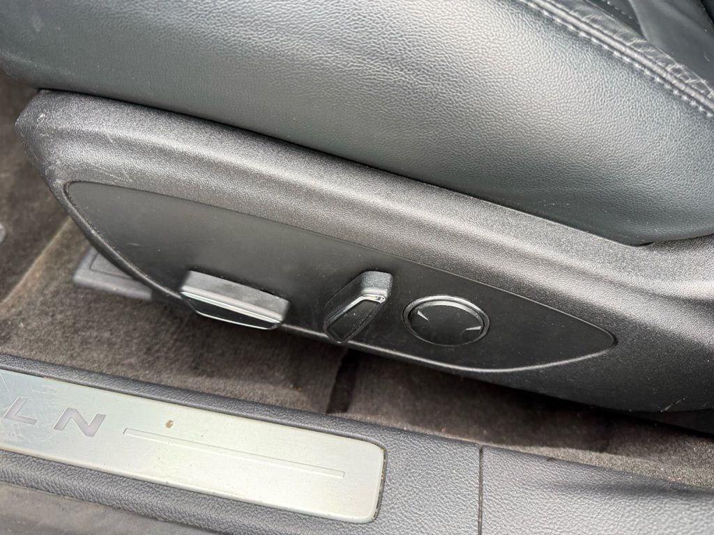 2015 Lincoln MKZ Base