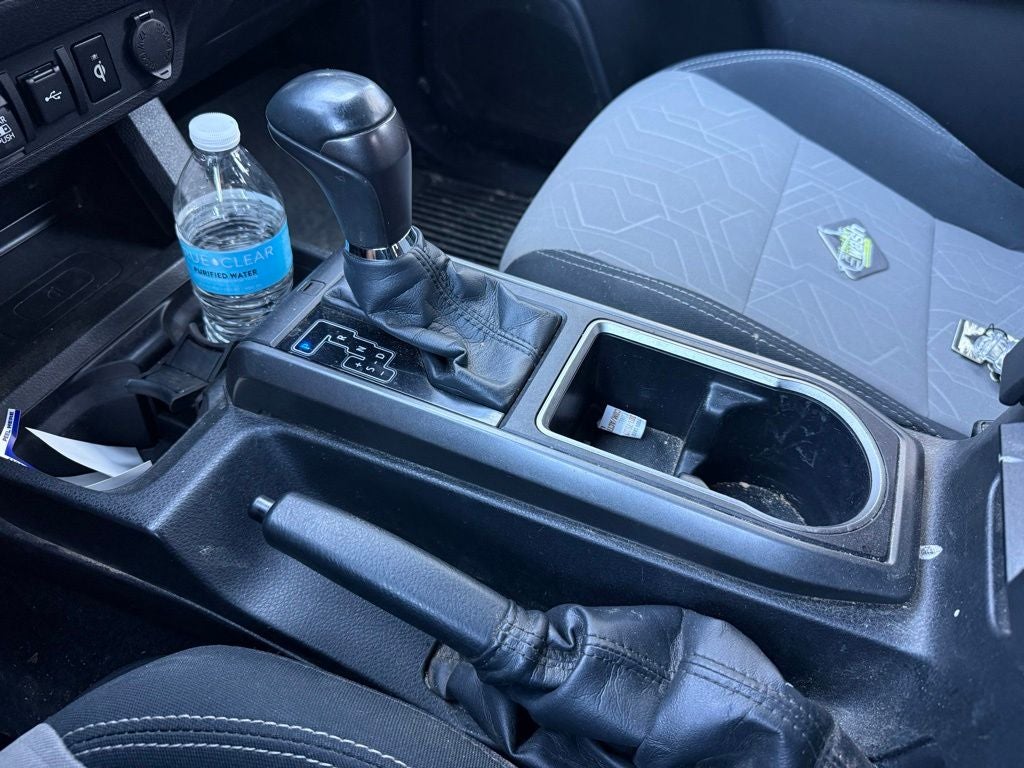 2022 Toyota Tacoma TRD Off-Road V6