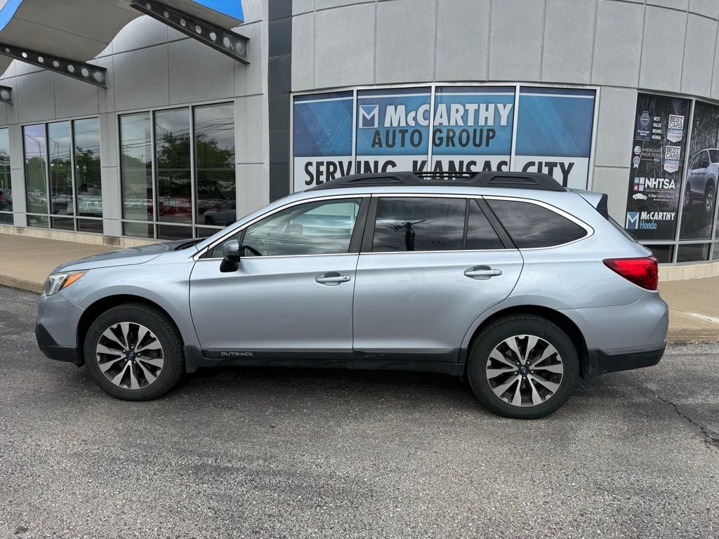 Used 2015 Subaru Outback Limited with VIN 4S4BSBJC0F3301930 for sale in Kansas City