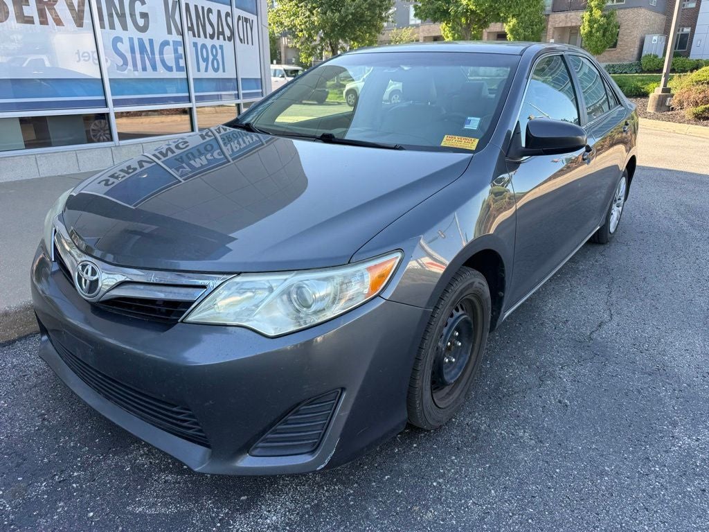 Used 2012 Toyota Camry LE with VIN 4T1BF1FK4CU188911 for sale in Overland Park, KS