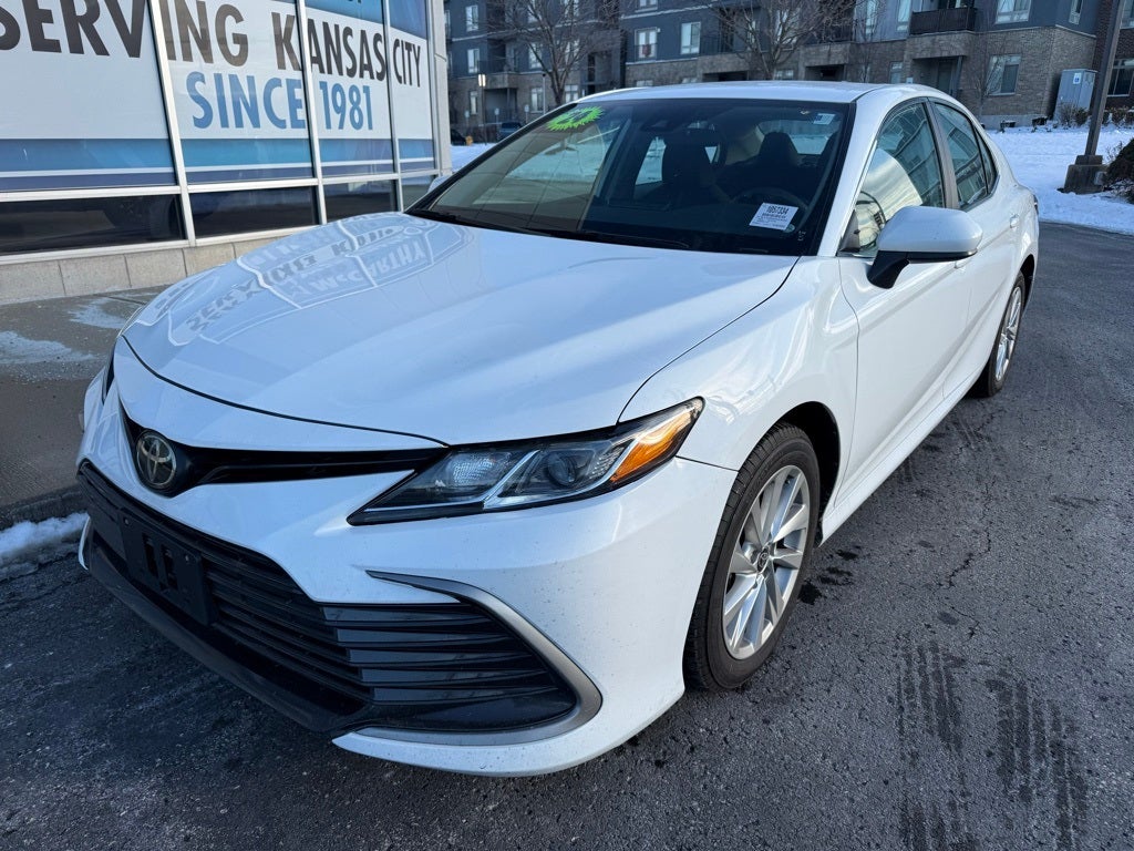 2024 Toyota Camry LE