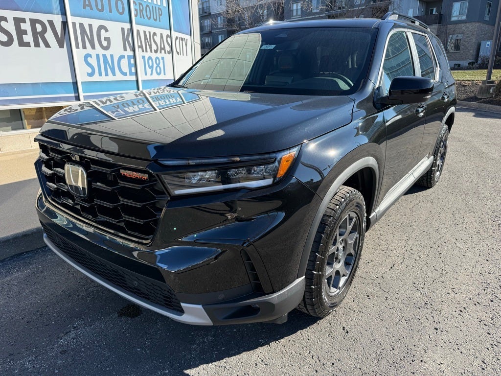 2025 Honda Pilot AWD TRAILSPORT