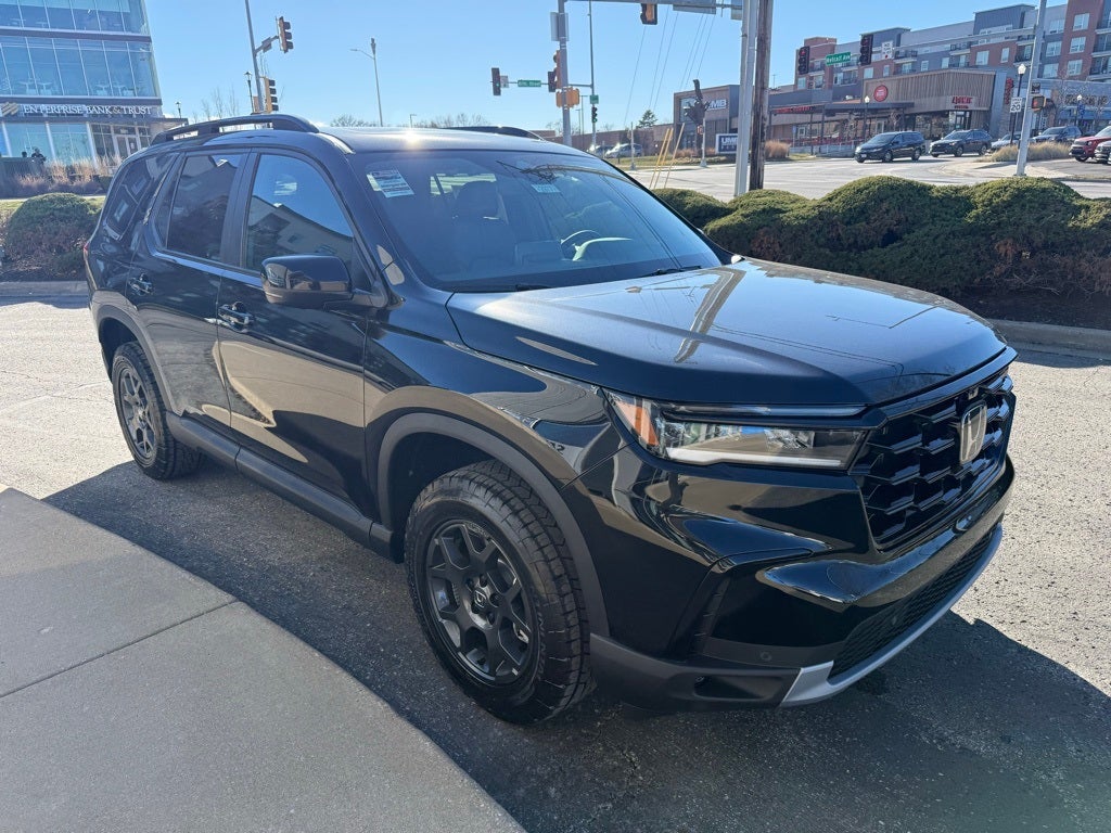 2025 Honda Pilot AWD TRAILSPORT