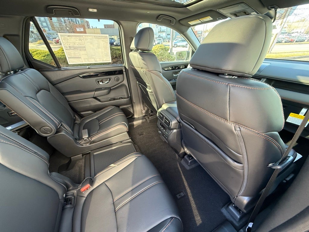2025 Honda Pilot AWD TRAILSPORT