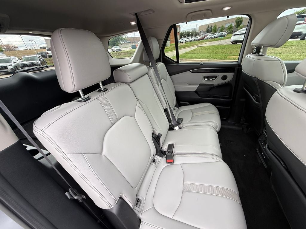 2023 Honda Pilot Touring