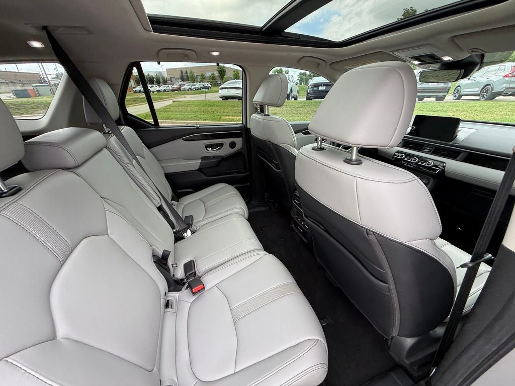 2023 Honda Pilot Touring
