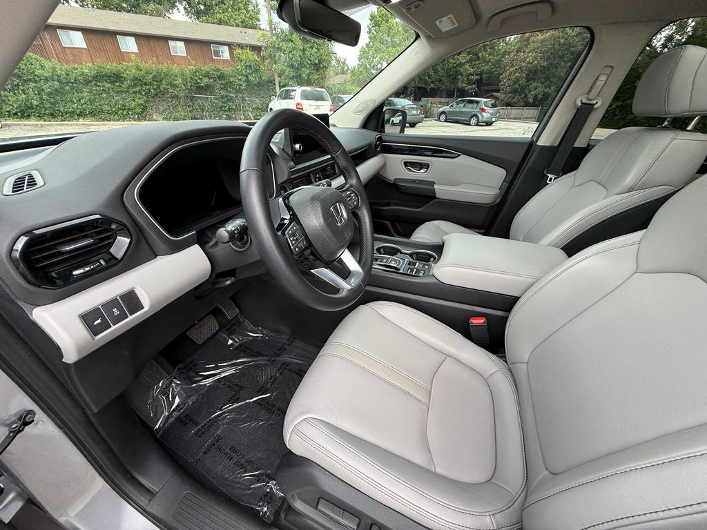 2023 Honda Pilot Touring