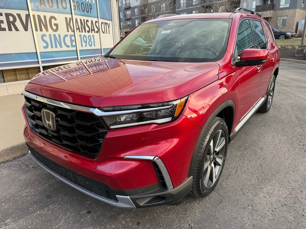 2025 Honda Pilot AWD TRG
