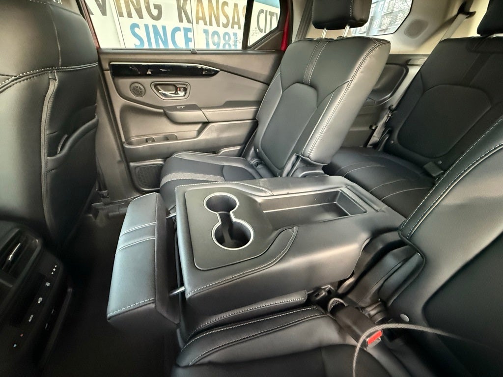 2025 Honda Pilot AWD TRG