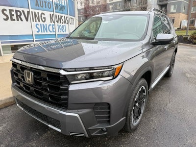 2026 Honda Pilot AWD Touring Blackout
