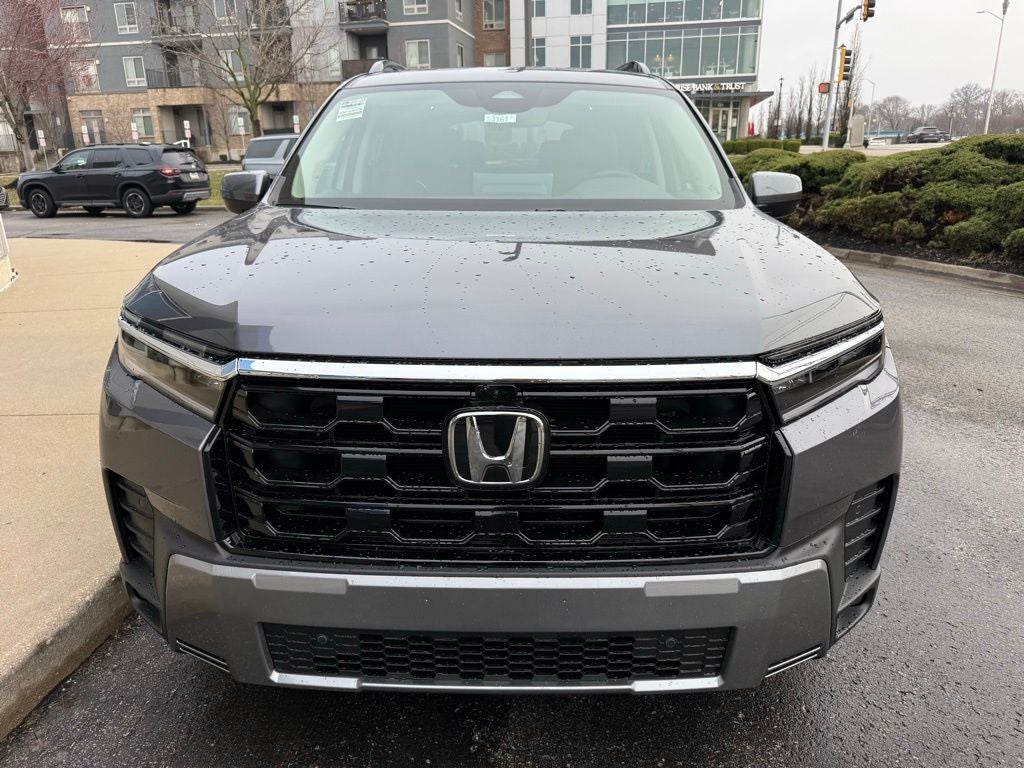 2026 Honda Pilot AWD Touring Blackout