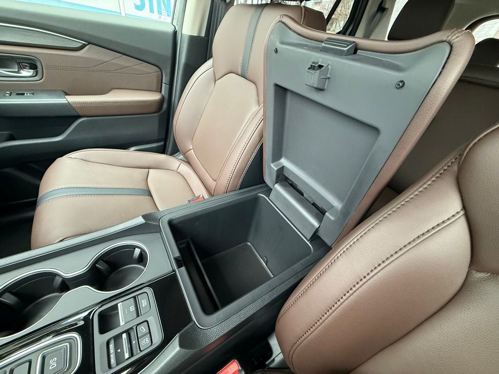 2026 Honda Pilot AWD Touring Blackout