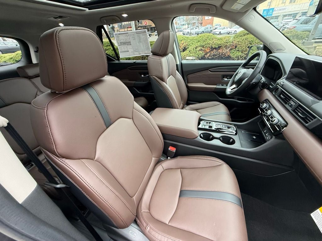 2026 Honda Pilot AWD Touring Blackout