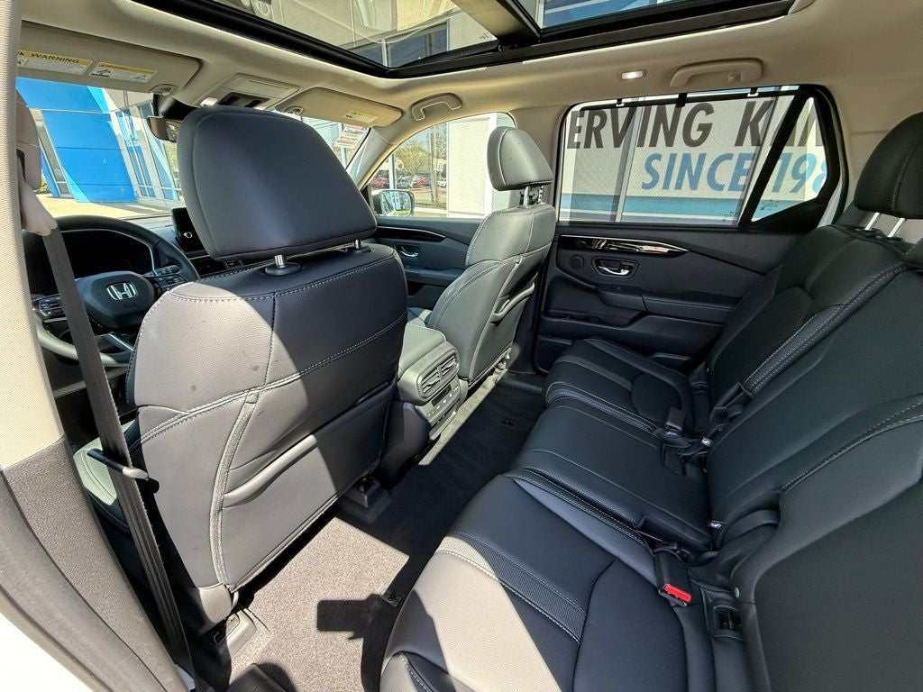 2025 Honda Pilot Touring