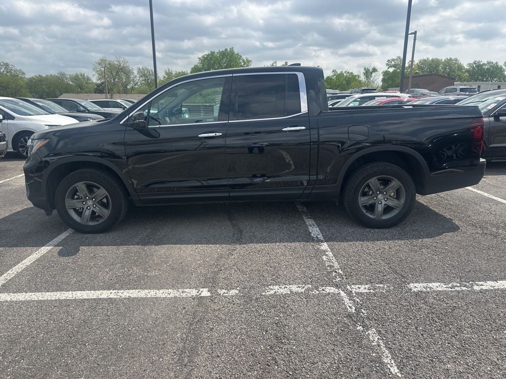 Used 2023 Honda Ridgeline RTL-E with VIN 5FPYK3F73PB038957 for sale in Kansas City