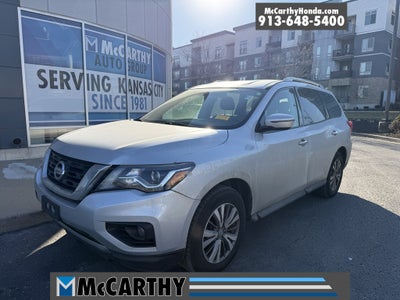 2019 Nissan Pathfinder SV