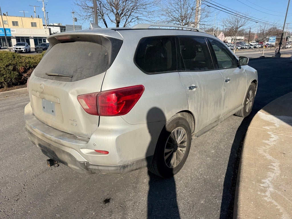 2019 Nissan Pathfinder SV