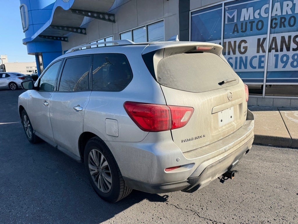 2019 Nissan Pathfinder SV