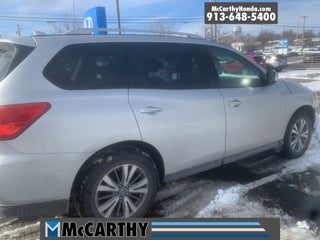 2019 Nissan Pathfinder SV