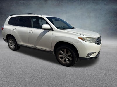 2013 Toyota Highlander SE