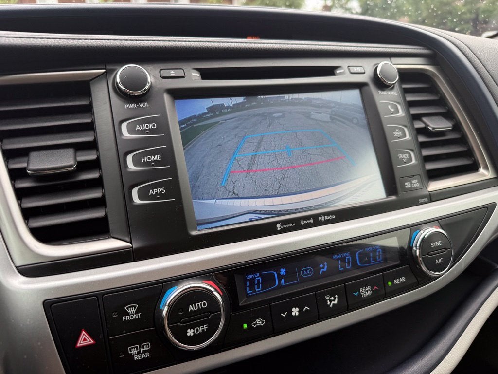 2016 Toyota Highlander XLE V6