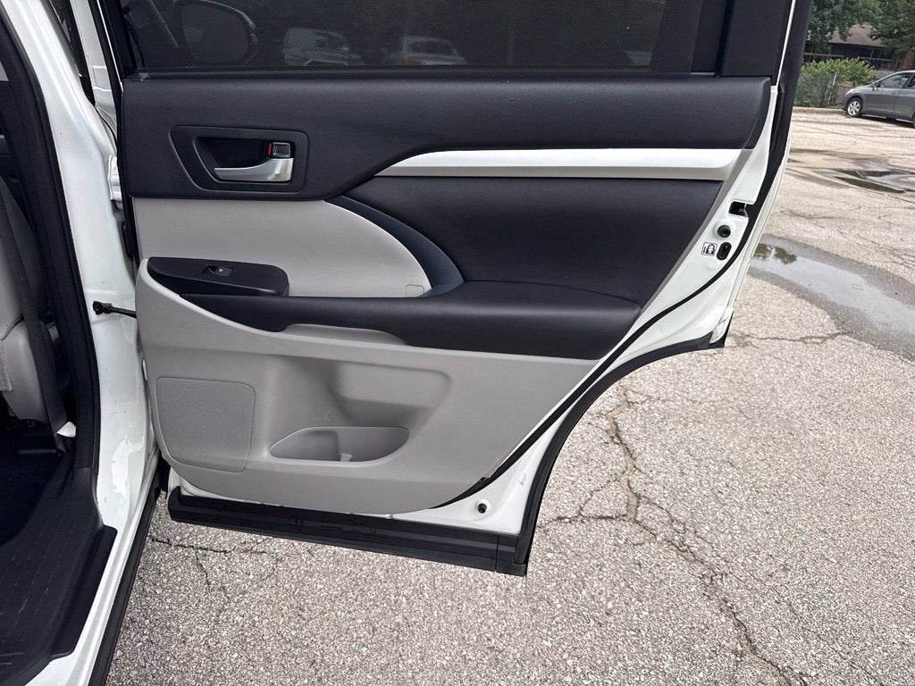 2016 Toyota Highlander XLE V6