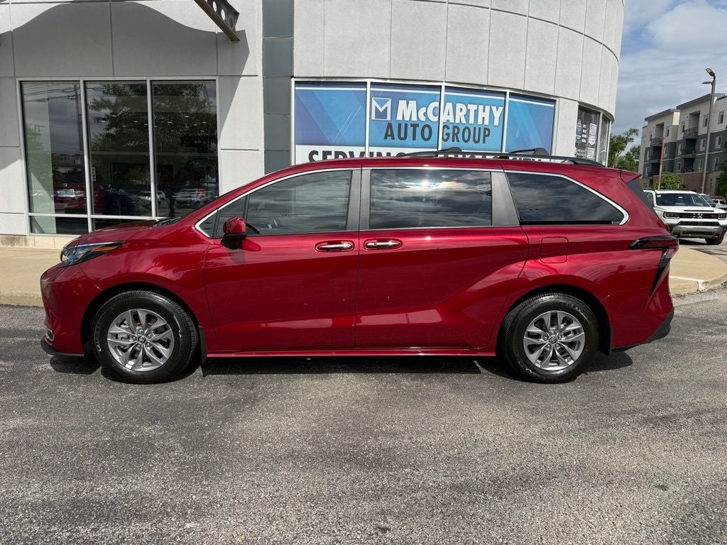 2024 Toyota Sienna XLE 7 Passenger