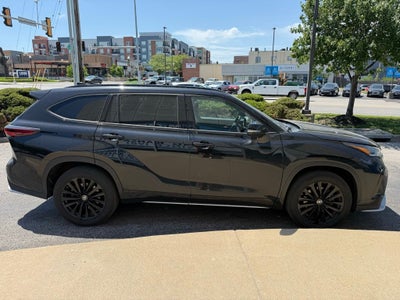 2025 Toyota Highlander XSE
