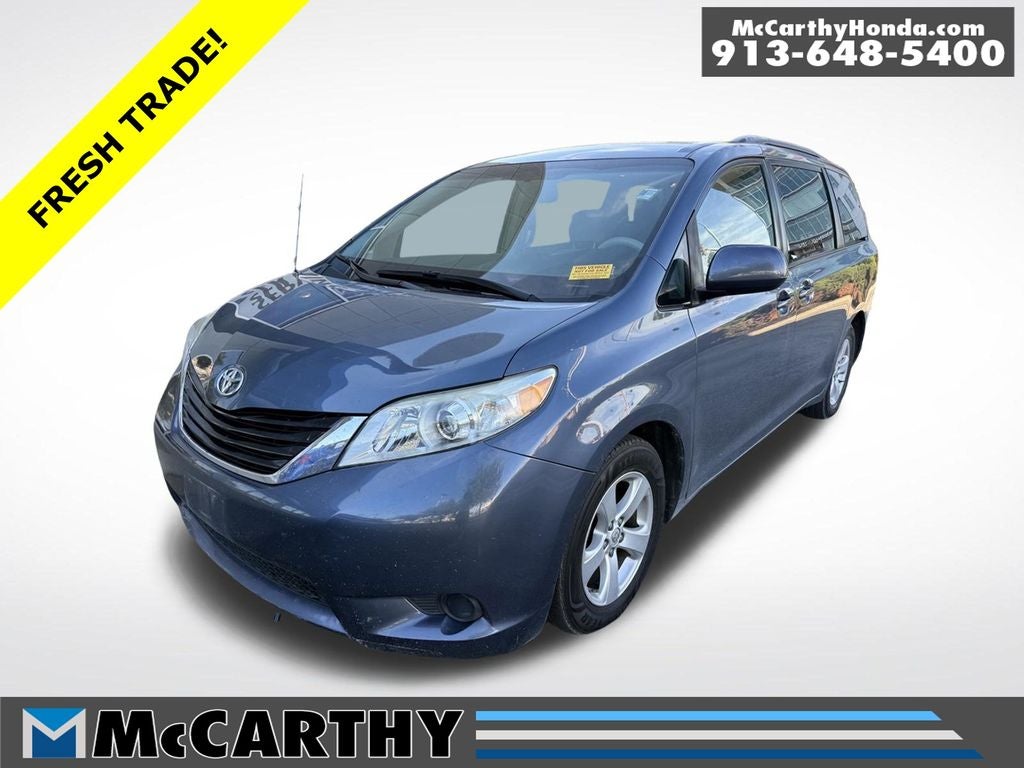 Used 2013 Toyota Sienna LE with VIN 5TDKK3DC0DS350630 for sale in Kansas City