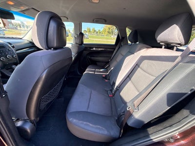 2012 Kia Sorento LX