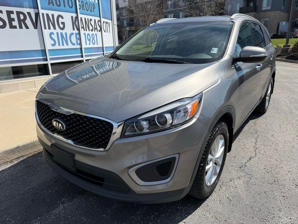 2016 Kia Sorento LX