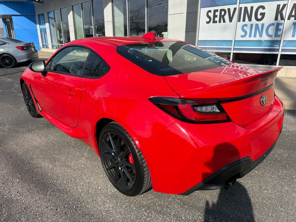 2025 Toyota GR86 Premium