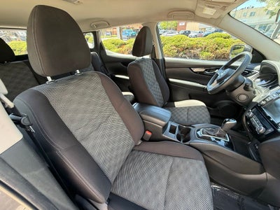 2020 Nissan Rogue Sport SV