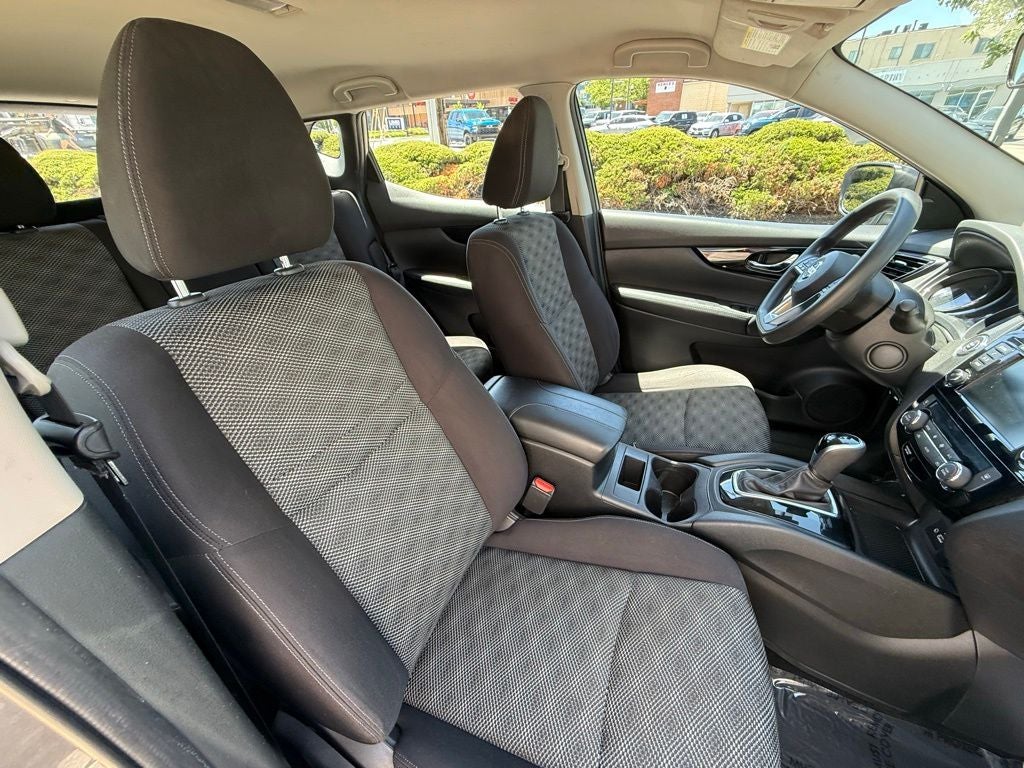 2020 Nissan Rogue Sport SV