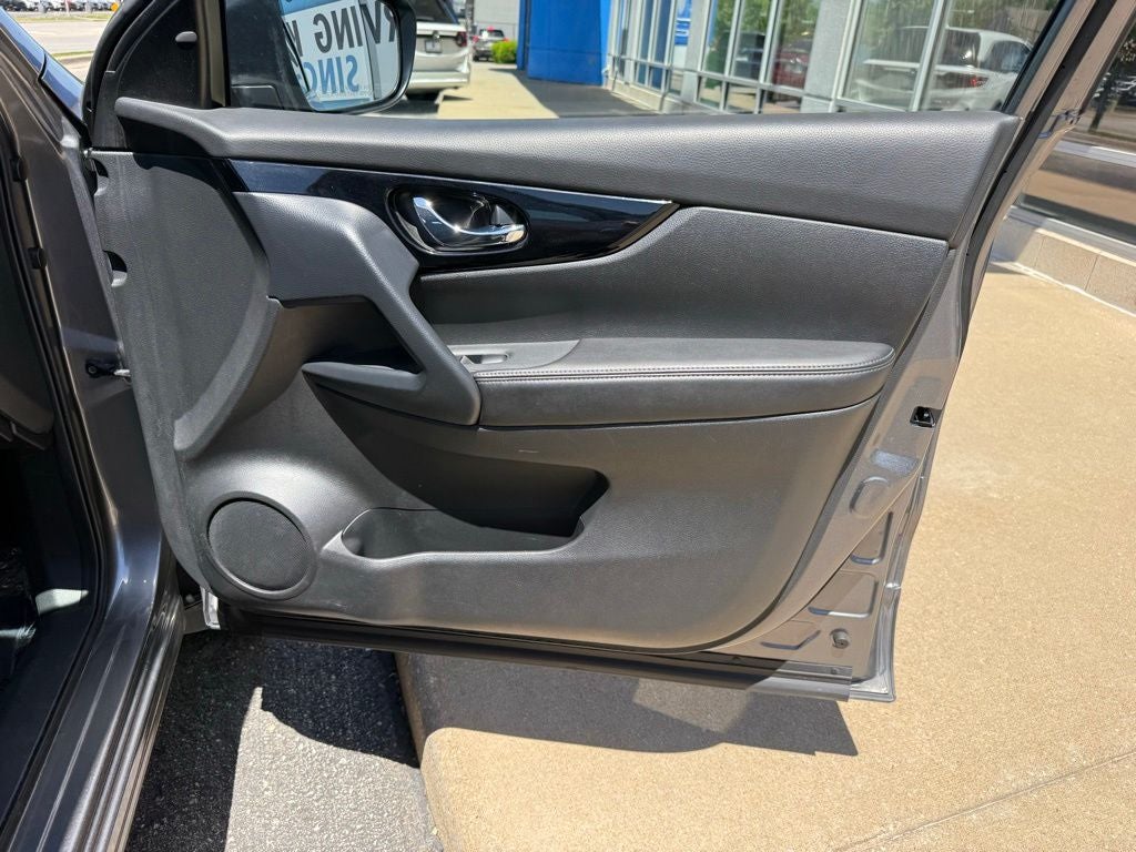 2020 Nissan Rogue Sport SV