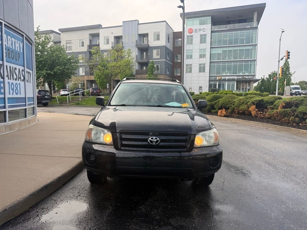 Used 2005 Toyota Highlander Base with VIN JTEEP21A650089516 for sale in Kansas City